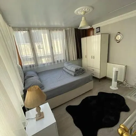 In Taksim Istiklal Street. Centrally Located. Apar * Istanbul